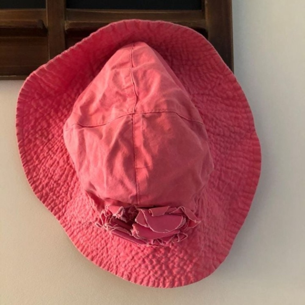 Girls Pink Sun Hat (Carter's) -
Size 12-24 Months